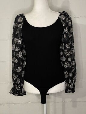 Black Floral Puff-Sleeve Ribbed Bodysuit